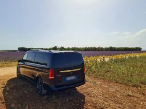 Lire la suite à propos de l’article Mini-van Mercedes Classe V (7 places)