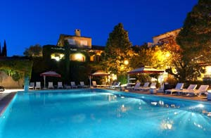 Lire la suite à propos de l’article Le Vallon de Valrugues – Hôtel de Luxe 5 étoiles – Saint Remy de Provence